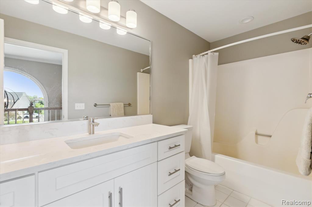 672 Morningside Drive, Grand Blanc, MI 48439 — Photo 34
