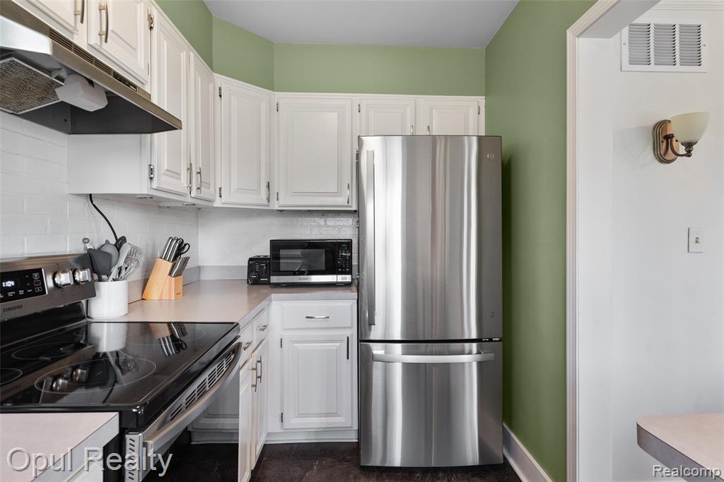 15513 Norborne, Redford, MI 48239 — Photo 17