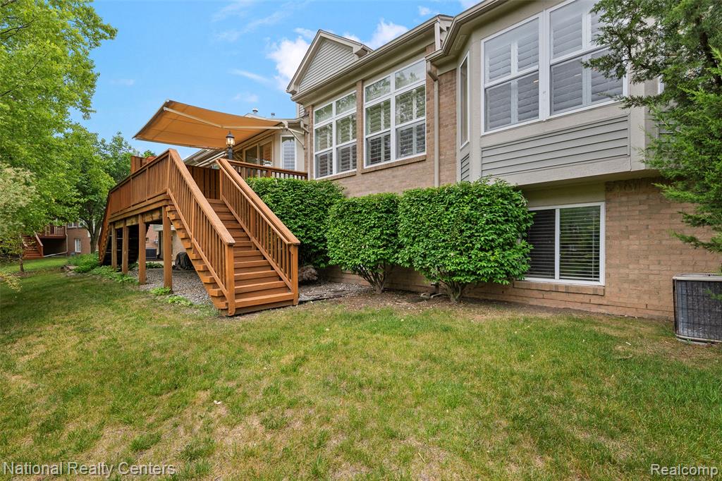 49455 N Glacier Avenue, 43, Northville, MI 48168 — Photo 49