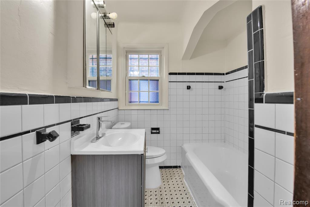 20441 Spencer Street, Detroit, MI 48234 — Photo 11