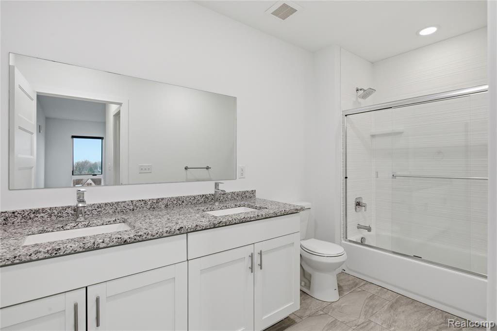 166 Oak st Street, Wyandotte, MI, 48192