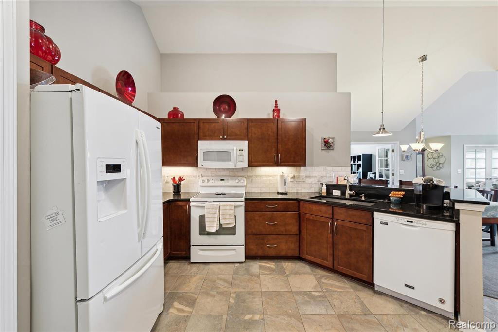 36062 ABBEY Drive, Westland, MI — Photo 4