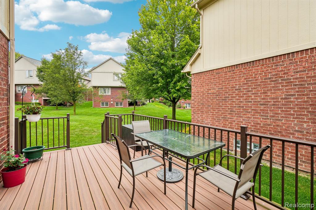 4281 Summer Place, 68, Shelby Twp, MI 48316 — Photo 34