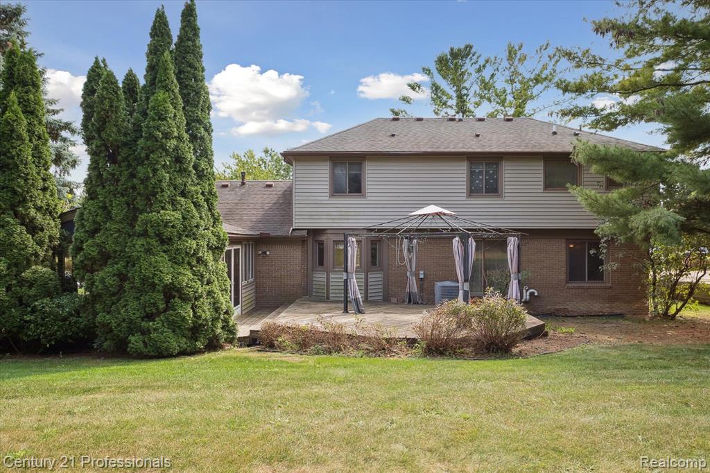 46328 N Northvalley Drive, Northville, MI 48167 — Photo 8