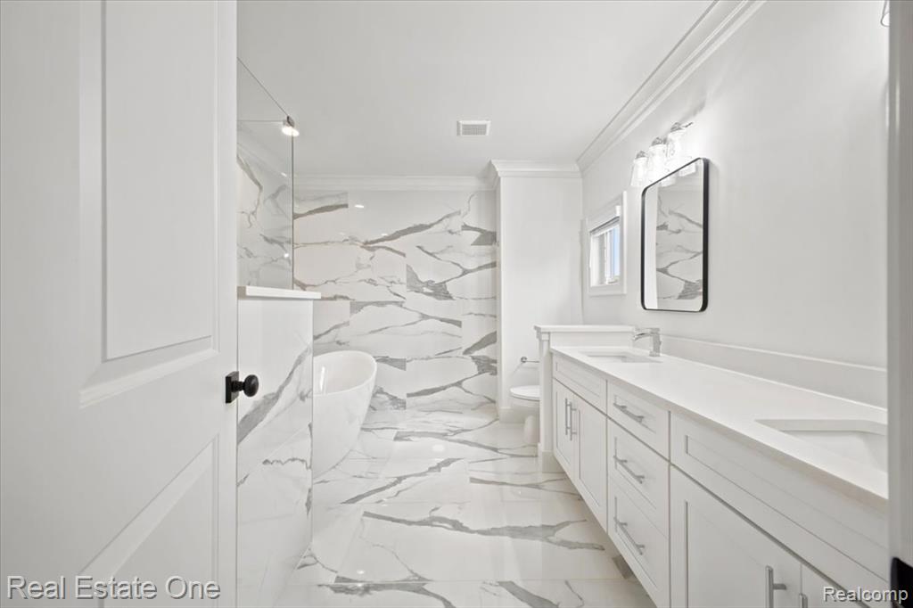 5485 Hammersmith Drive, West Bloomfield, MI — Photo 31