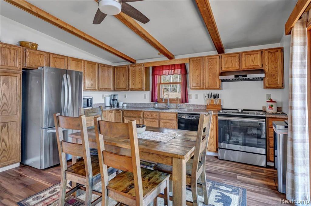 5300 E Alcona Road, Harrisville, MI 48740 — Photo 8