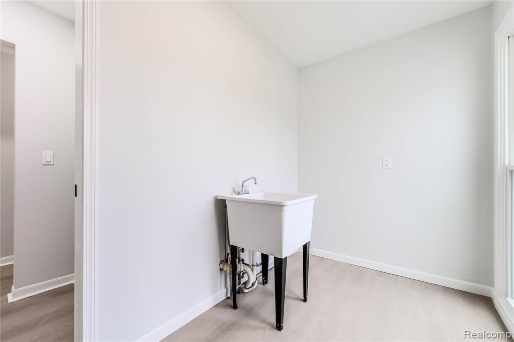 5435 Tequesta Drive, West Bloomfield, MI 48323 — Photo 29