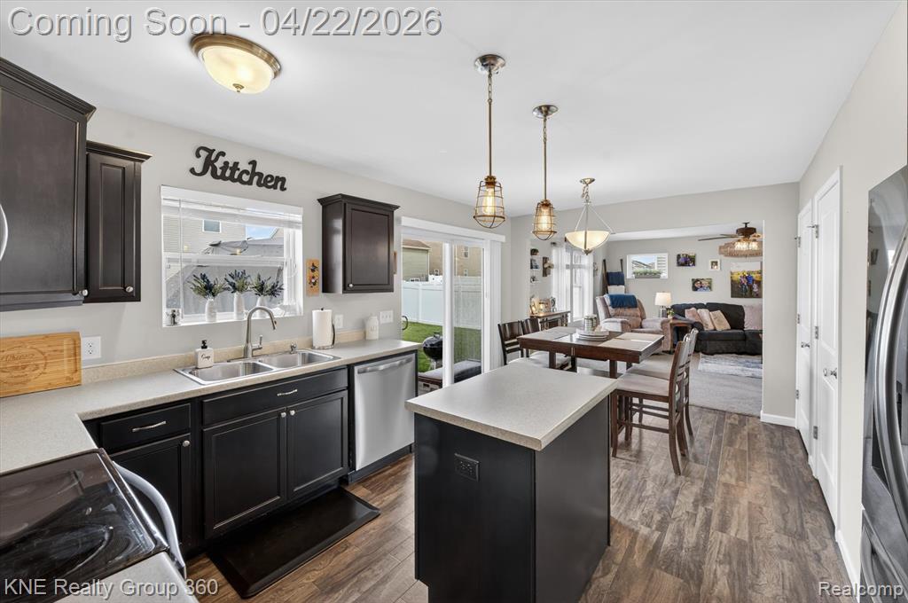 2743 Au Gres River Drive, Fowlerville, MI, 48836