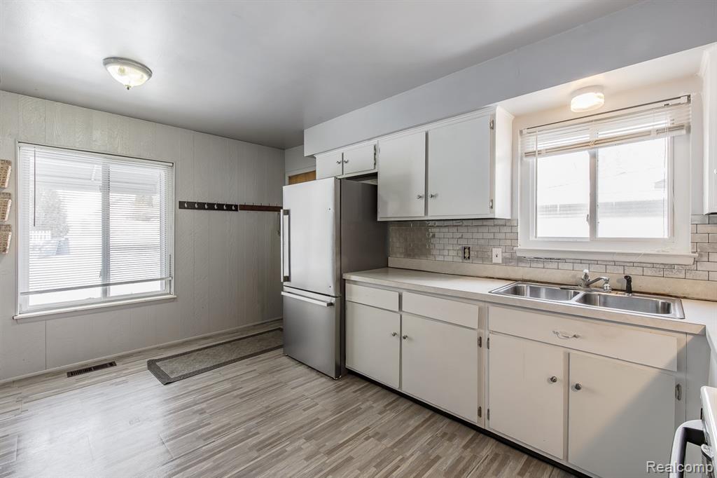 8670 N Eston Road, Clarkston, MI 48348 — Photo 5