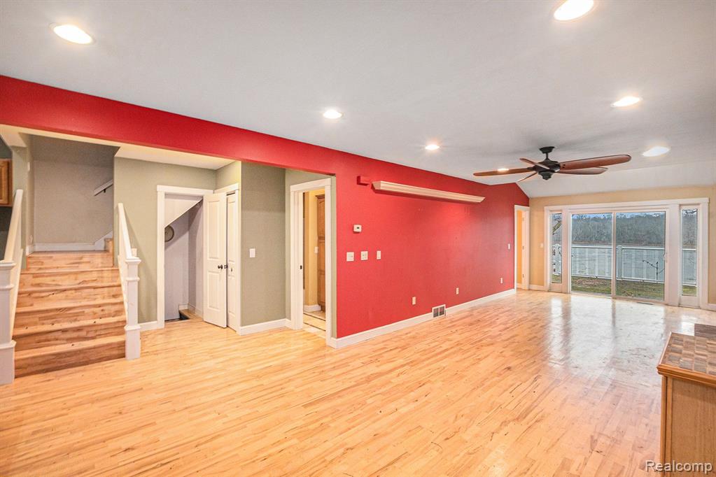1296 LAKEVIEW Drive, Tipton, MI 49287 — Photo 10