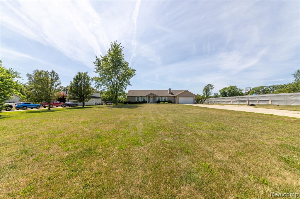 27750 Bell Road, New Boston, MI 48164 — Photo 21