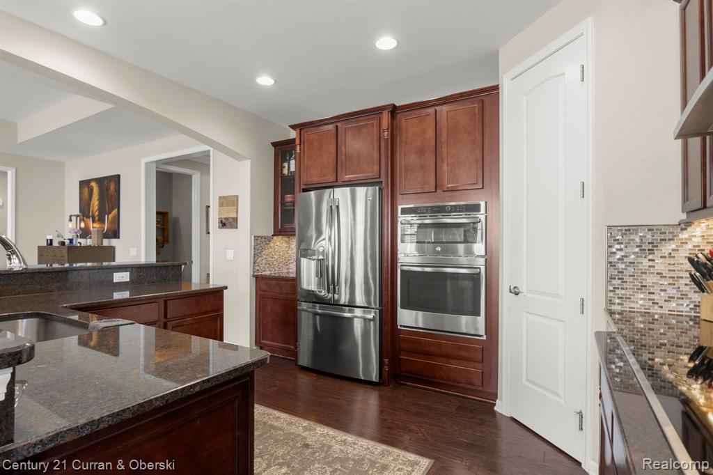 276 CHESTER ARTHUR Drive, Canton, MI 48188 — Photo 15