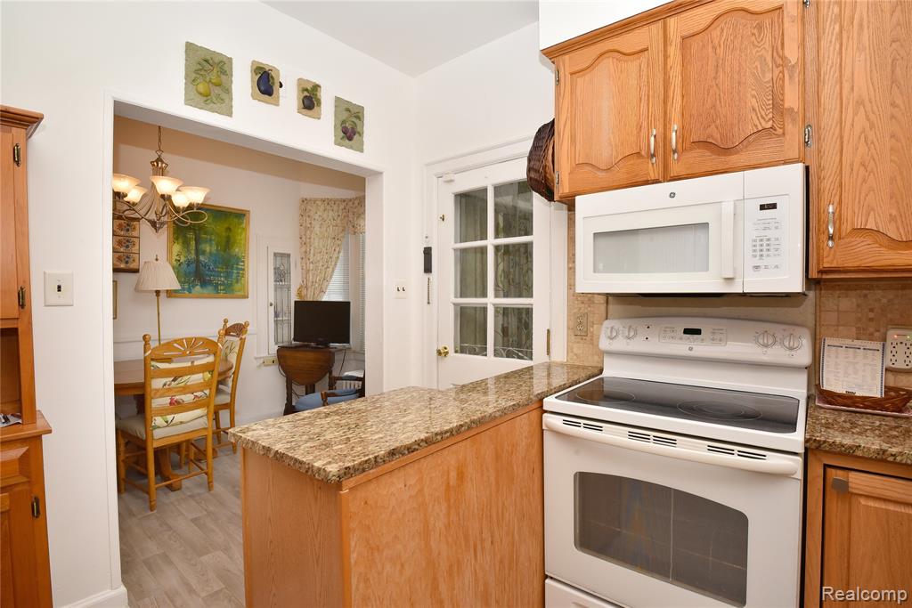 14127 Woodmont Avenue, Detroit, MI 48227 — Photo 14