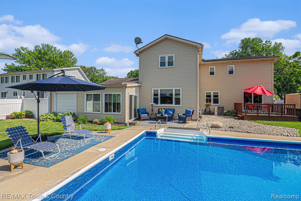 813 Birchwood Drive, Flushing, MI 48433 — Photo 49