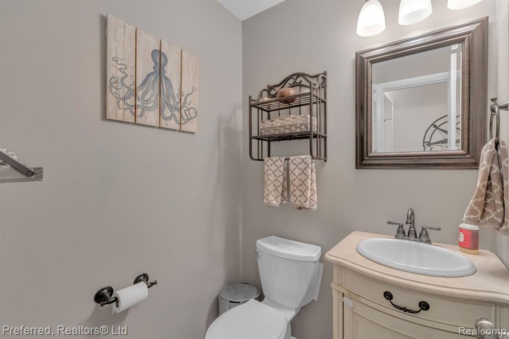 5722 King James Ln., Waterford, MI 48327 — Photo 18