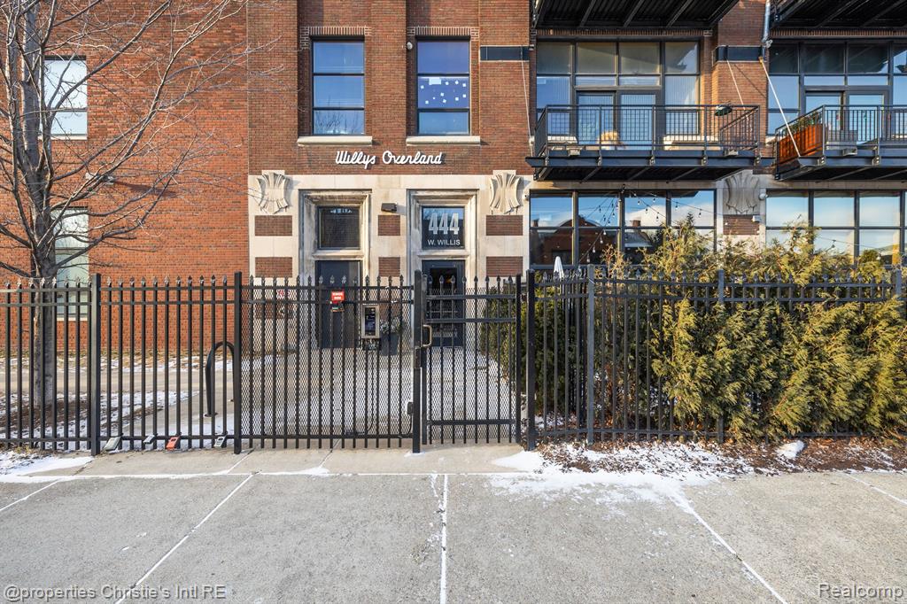 444 W WILLIS Street, 42-316, Detroit, MI 48201 — Photo 3