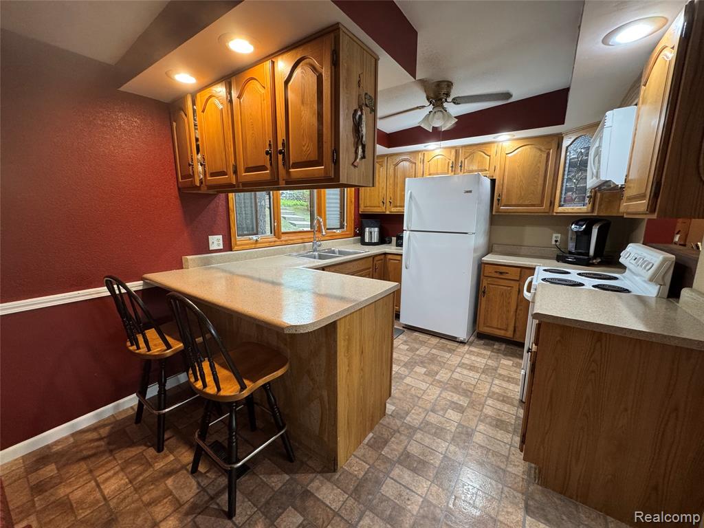 5999 Oak Road, Rose City, MI 48654 — Photo 10