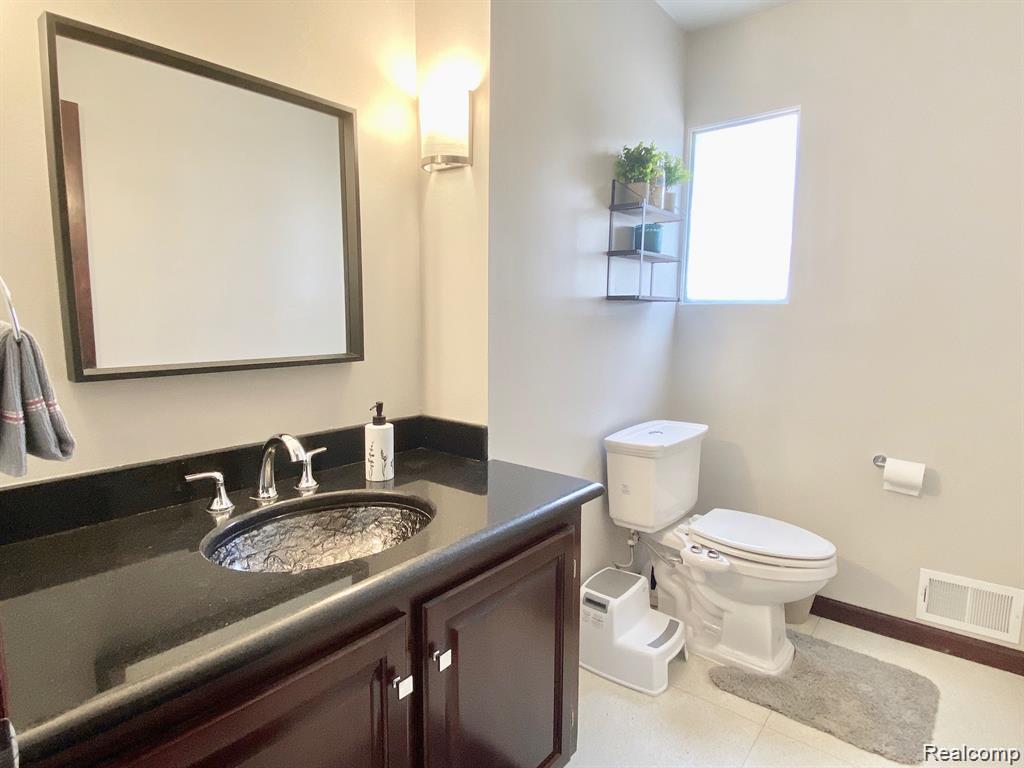 4077 Lincoln Road, Bloomfield Hills, MI — Photo 9