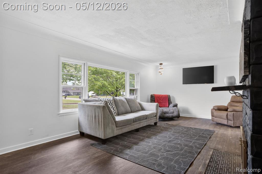 1209 Beatrice Street, Flushing, MI 48433 — Photo 16