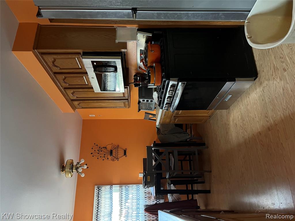 29537 Hazelwood Street, Inkster, MI 48141 — Photo 7