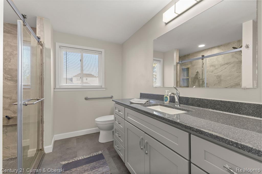 1891 BALDWIN Drive, 1, Trenton, MI 48183 — Photo 17