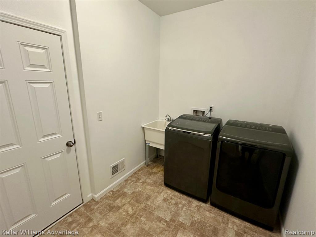 8356 Crab Apple Trail, Dexter, MI 48130 — Photo 12