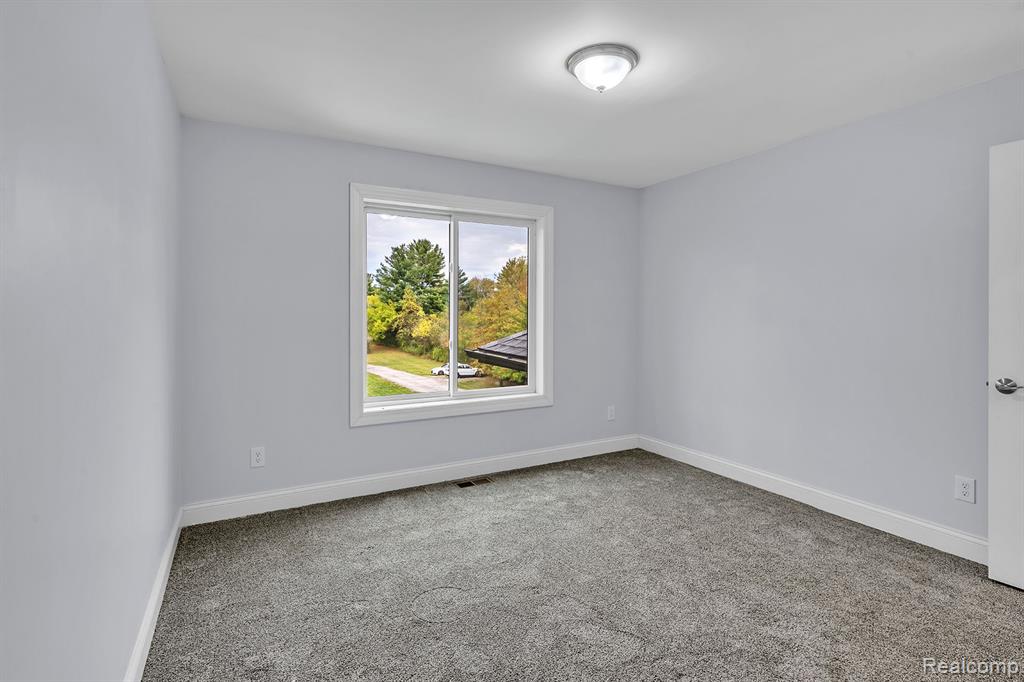 7221 Bristol Road, Swartz Creek, MI 48473 — Photo 38
