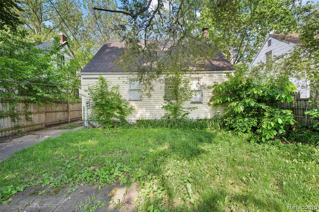 7784 METTETAL Street, Detroit, MI 48228 — Photo 7
