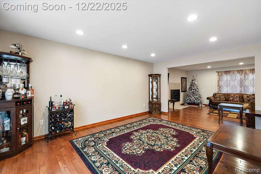 4250 Greenstown Drive, West Bloomfield, MI 48323 — Photo 17