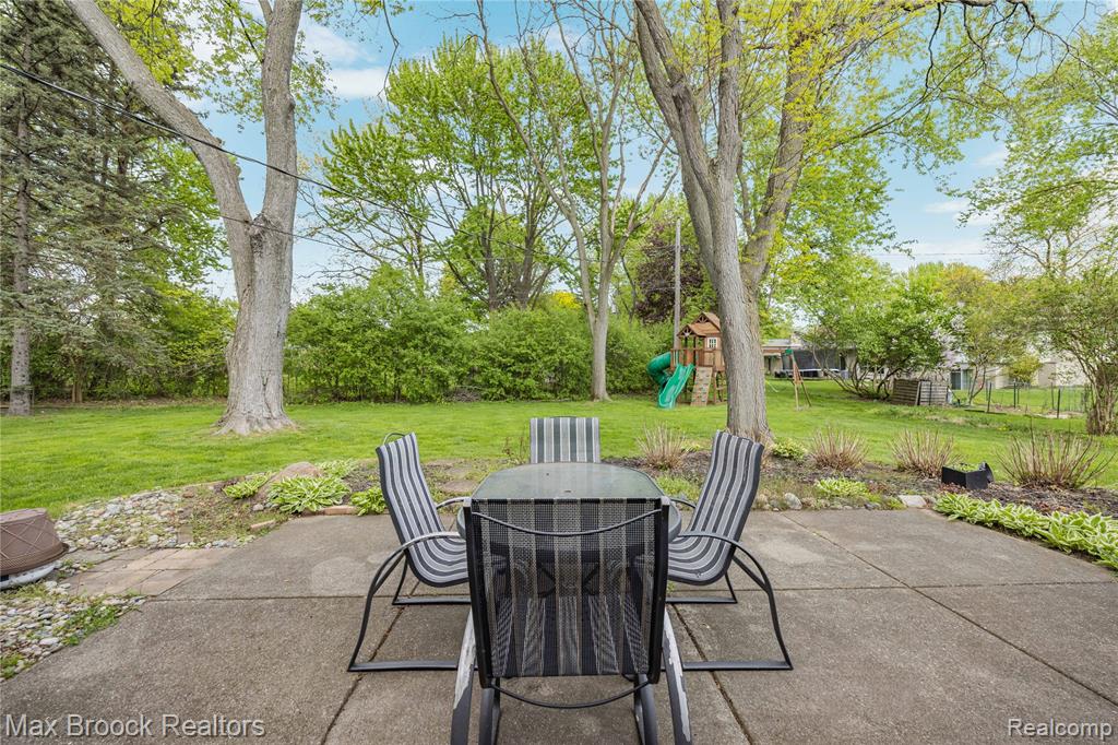 7011 Heather Heath, West Bloomfield, MI — Photo 60