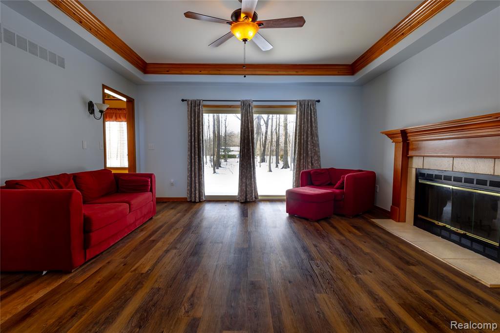 26720 Whispering Willows Drive, New Boston, MI 48164 — Photo 15