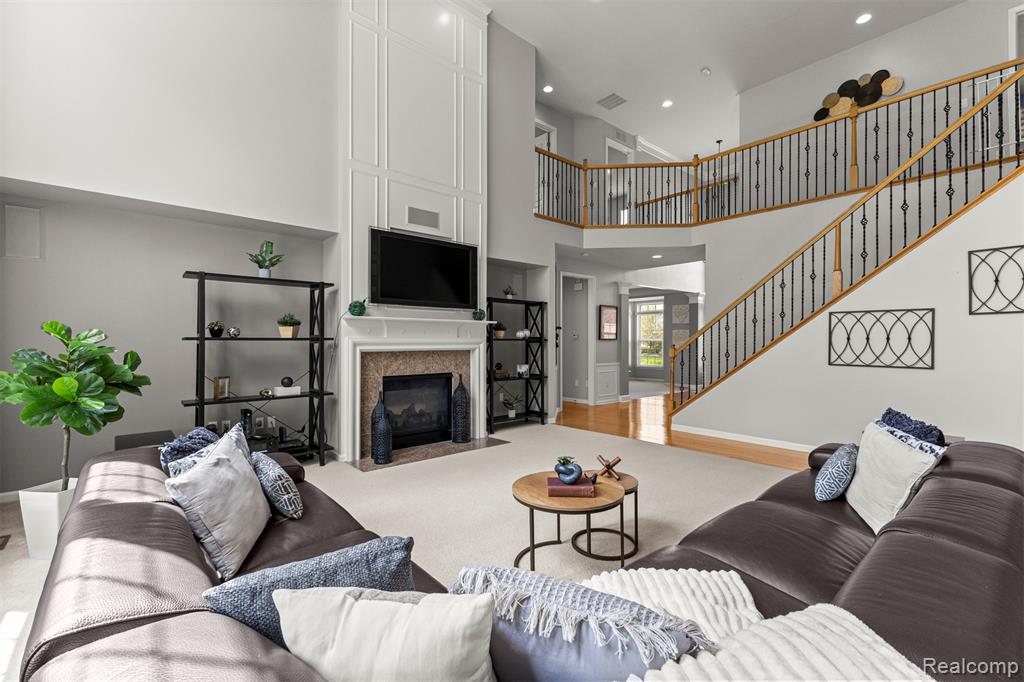 16784 Yellowstone Drive, Northville, MI 48168 — Photo 29