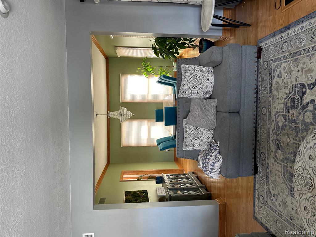15347 Drysdale Street, Southgate, MI 48195 — Photo 14