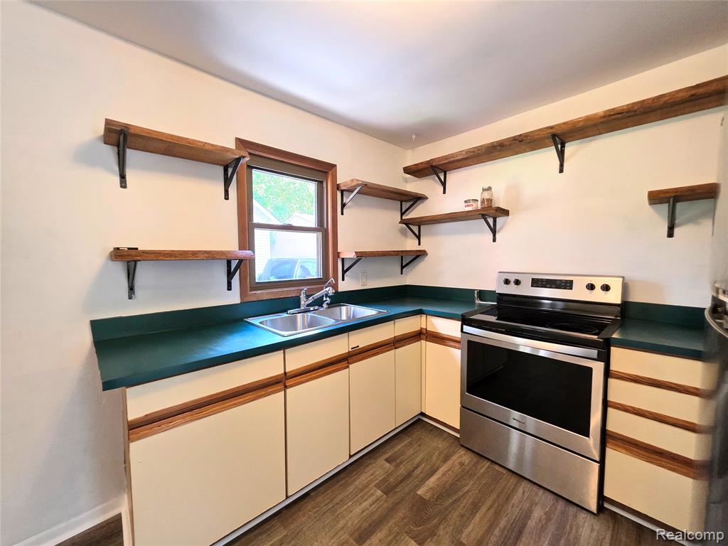 5016 N Vassar Road, Flint, MI 48506 — Photo 10