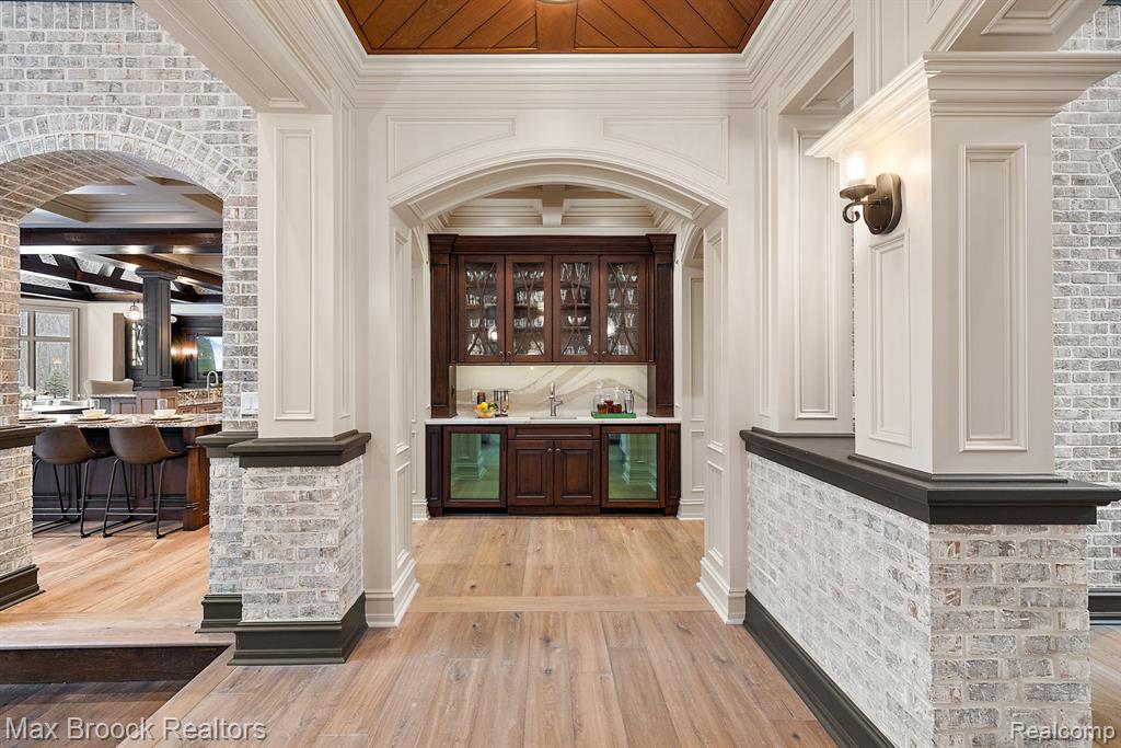 47900 W Nine Mile Road, Novi, MI — Photo 9