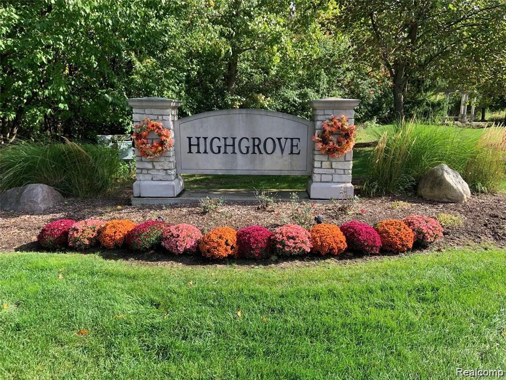 8413 GROVEMONT Court, Grand Blanc, MI 48439