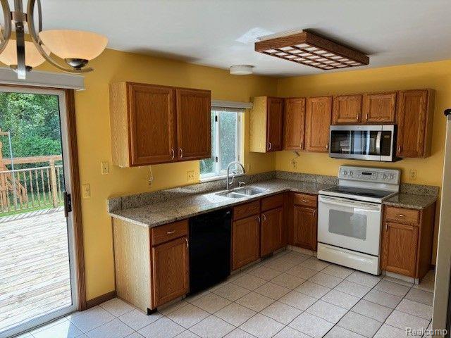 4210 Sunburst, Waterford, MI — Photo 4