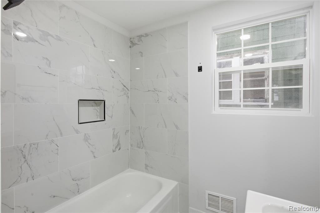 15103 Cheyenne Street, Detroit, MI 48227 — Photo 25