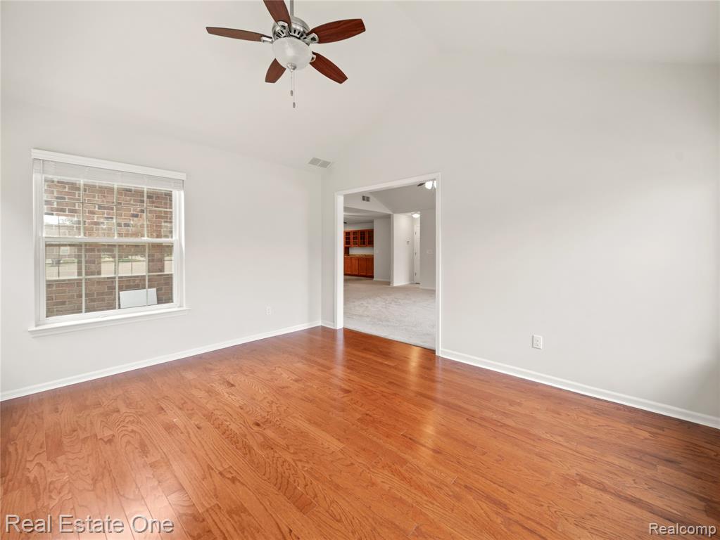 36016 Abbey Drive, Westland, MI — Photo 12
