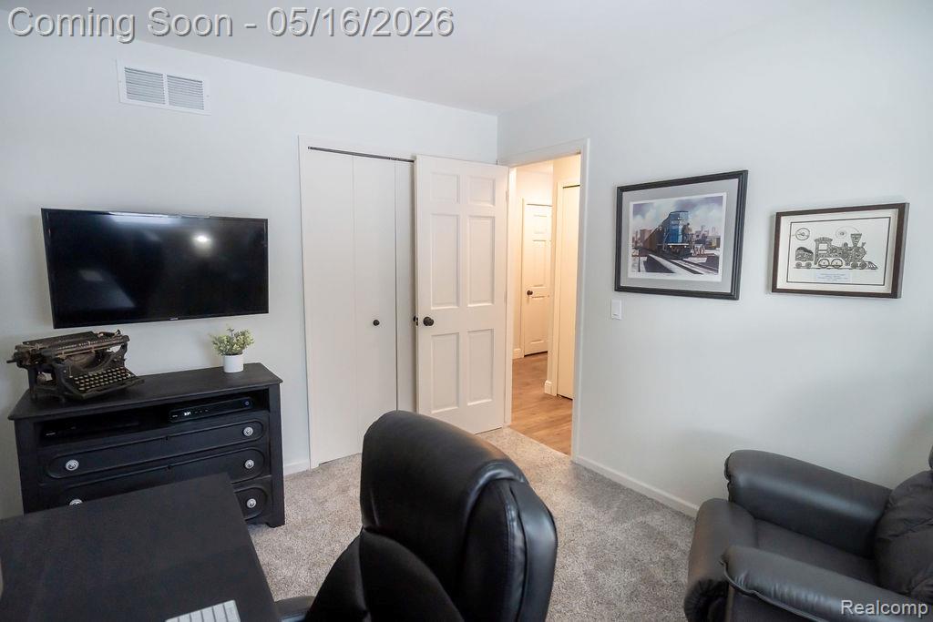 9256 Pine Hill Trail, Fenton, MI 48430 — Photo 40