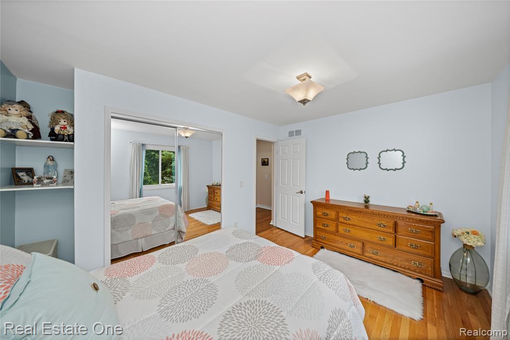 8736 El Dorado Drive, White Lake, MI — Photo 23