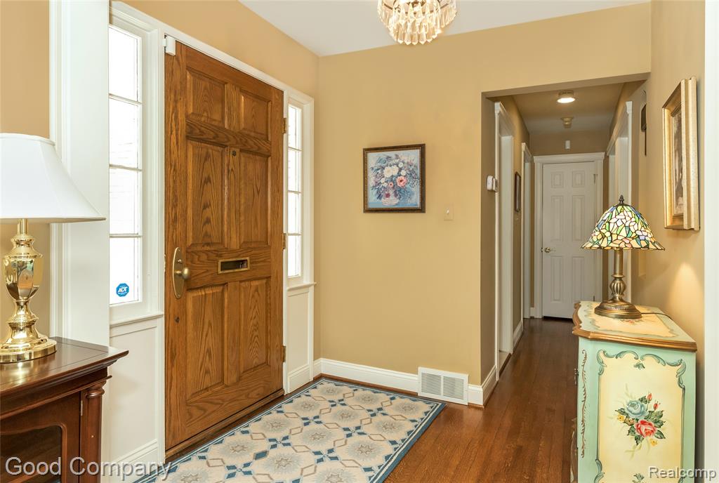 32291 Verona Circle, Beverly Hills, MI 48025 — Photo 5