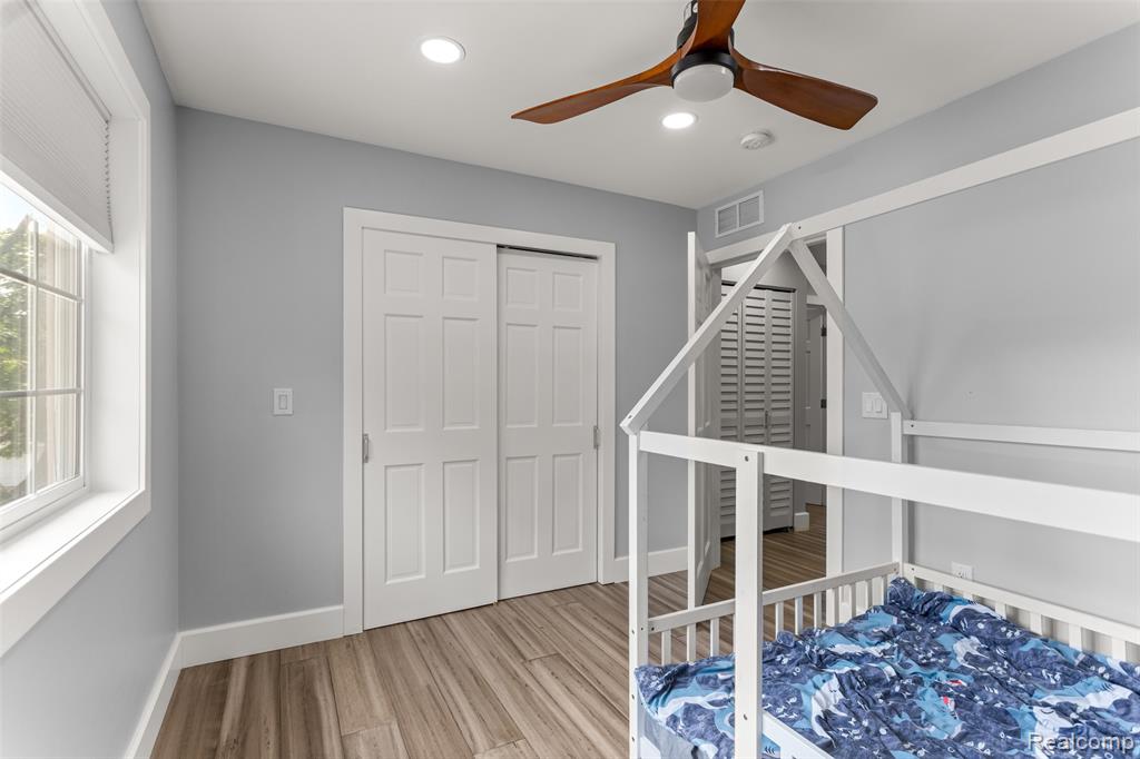 5908 Kinmore Street, Dearborn Heights, MI 48127 — Photo 35