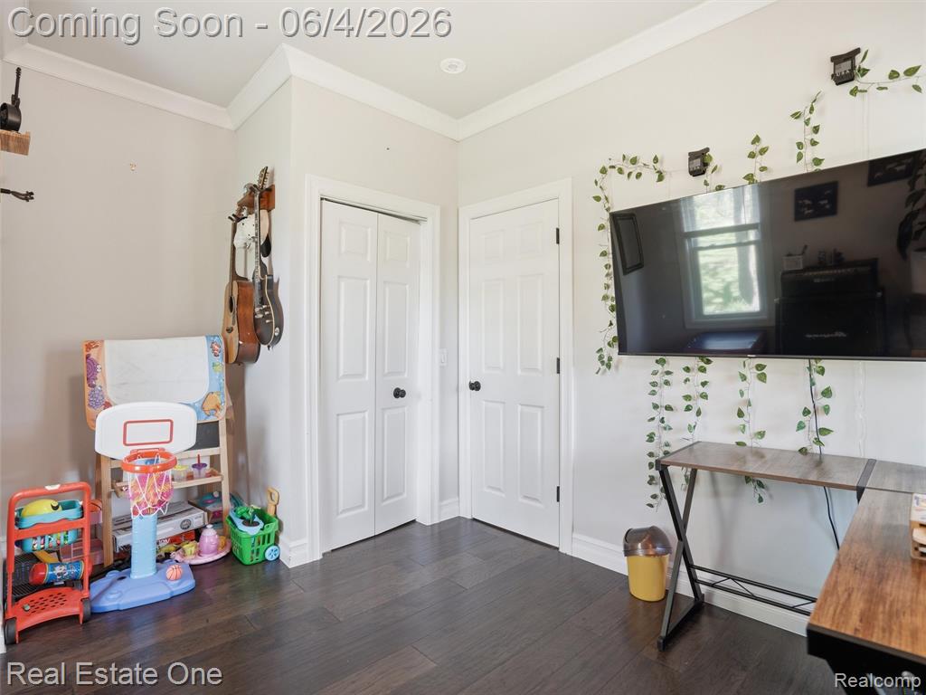 879 N Hacker Road, Howell, MI 48843 — Photo 22