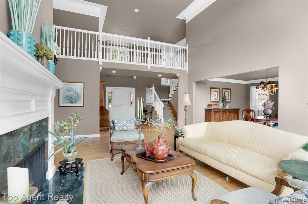 6369 Peach Tree Court, Rochester Hills, MI 48306 — Photo 11