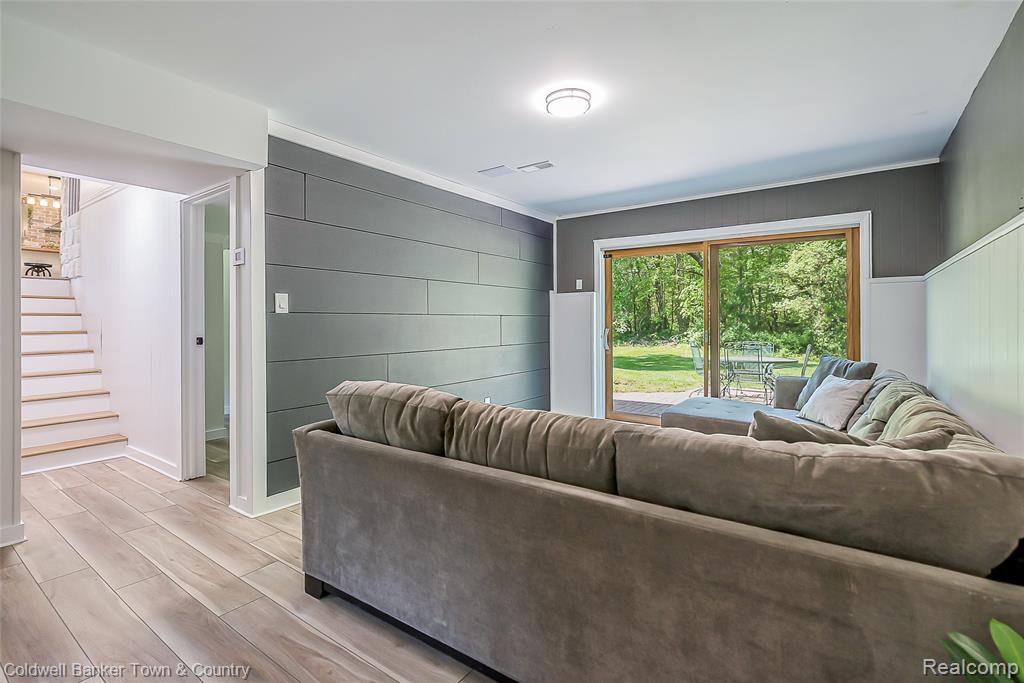 4225 N Tipsico Lake Road, Hartland, MI 48353 — Photo 31