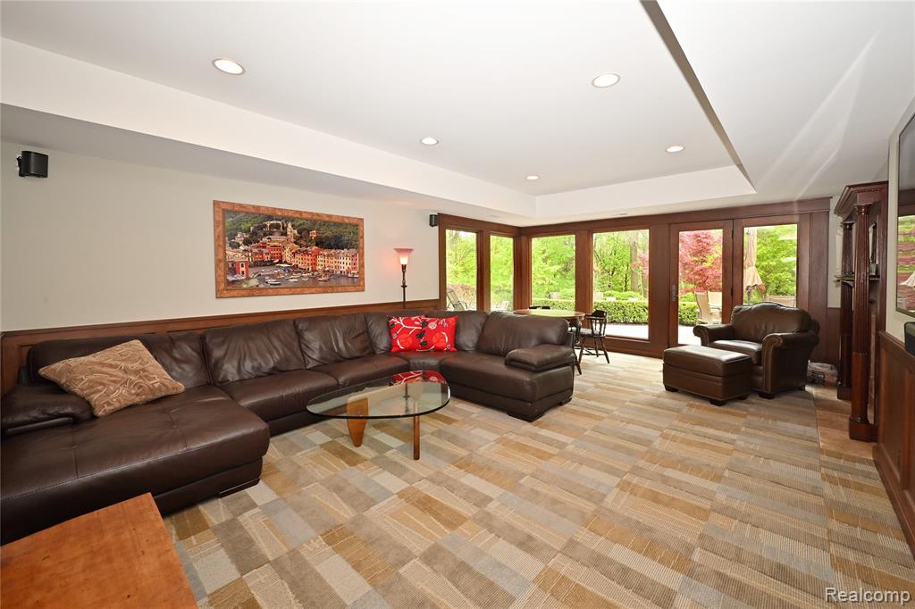 4801 N Harsdale Road, Bloomfield Hills, MI 48302 — Photo 39