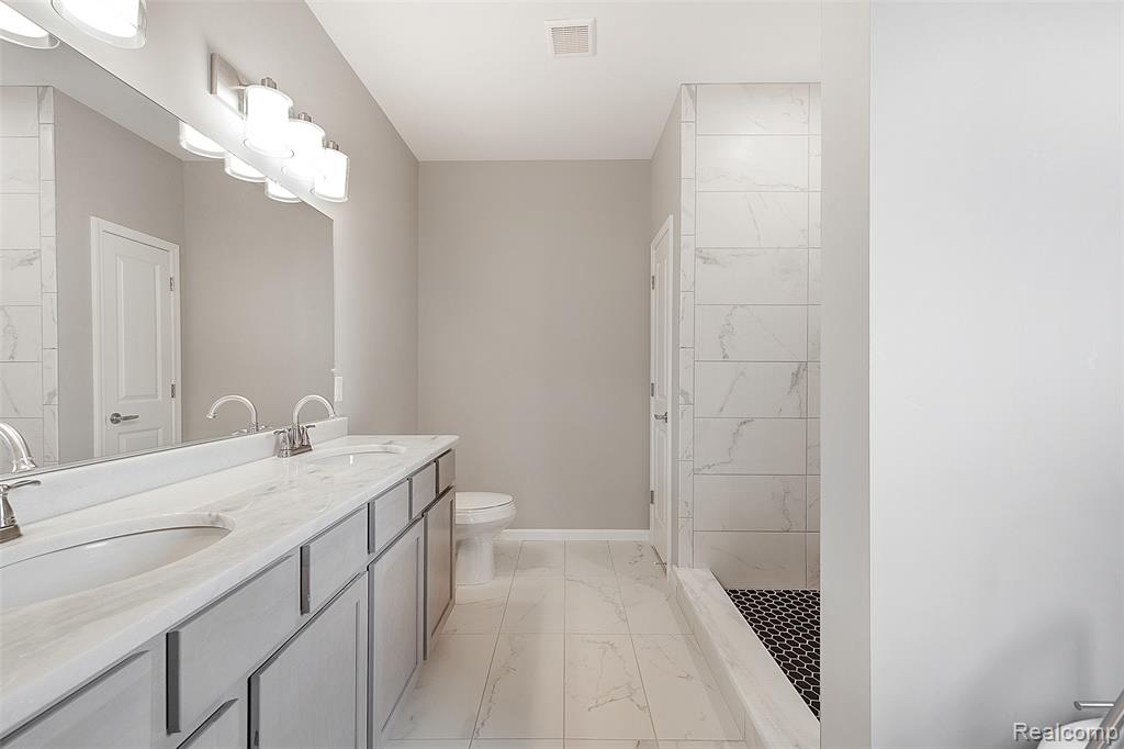 5232 Farmridge Lane, Grand Blanc, MI 48439 — Photo 17