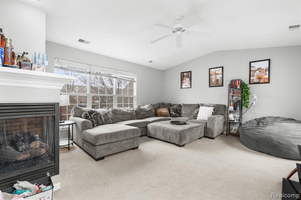 43492 Pendleton Circle, 12, Sterling Heights, MI 48313 — Photo 16