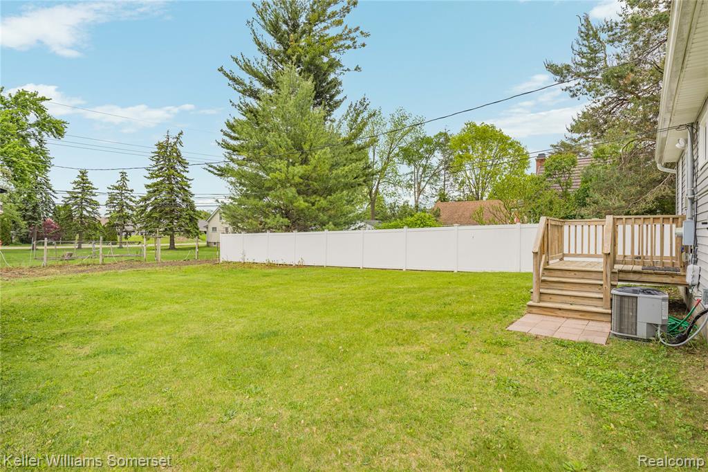 90 Tacoma Drive, Troy, MI 48084 — Photo 32